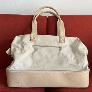 Beis “The Weekender” Bag